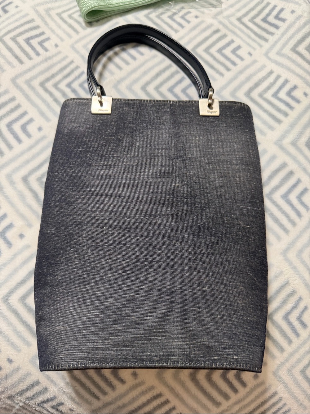 Salvatore Ferragamo vintage metallic canvas north south tote bag AU-210158 - Picture 16 of 16
